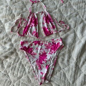 frankie’s bikinis white and hot pink rose bikini set